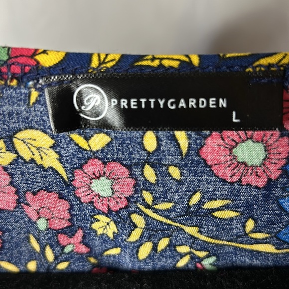 PRETTY GARDEN multi color boho floral print maxi wrap dress. Side slit. Size L - Picture 4 of 10